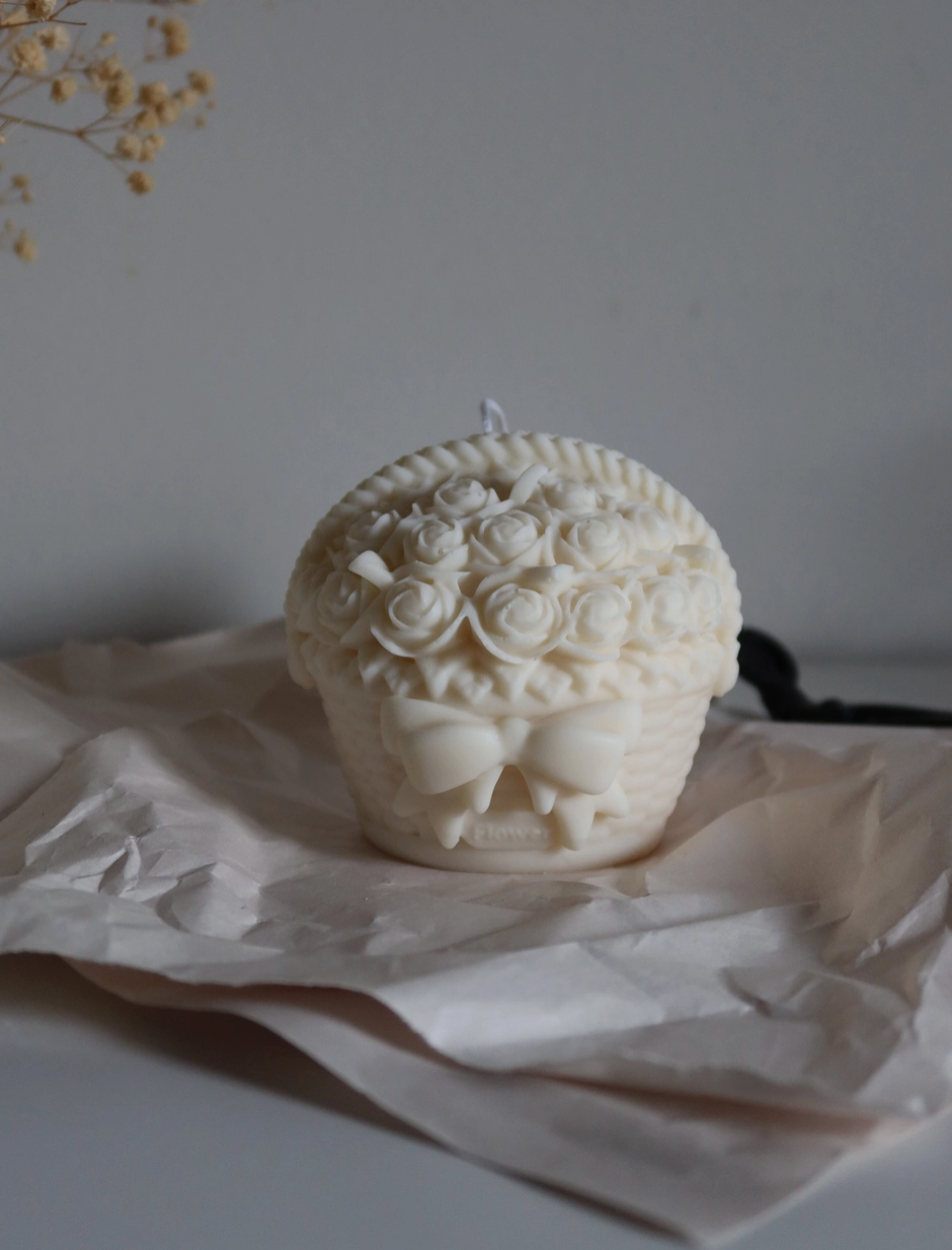 Bouquet Decorative Candle, Cream Unscented