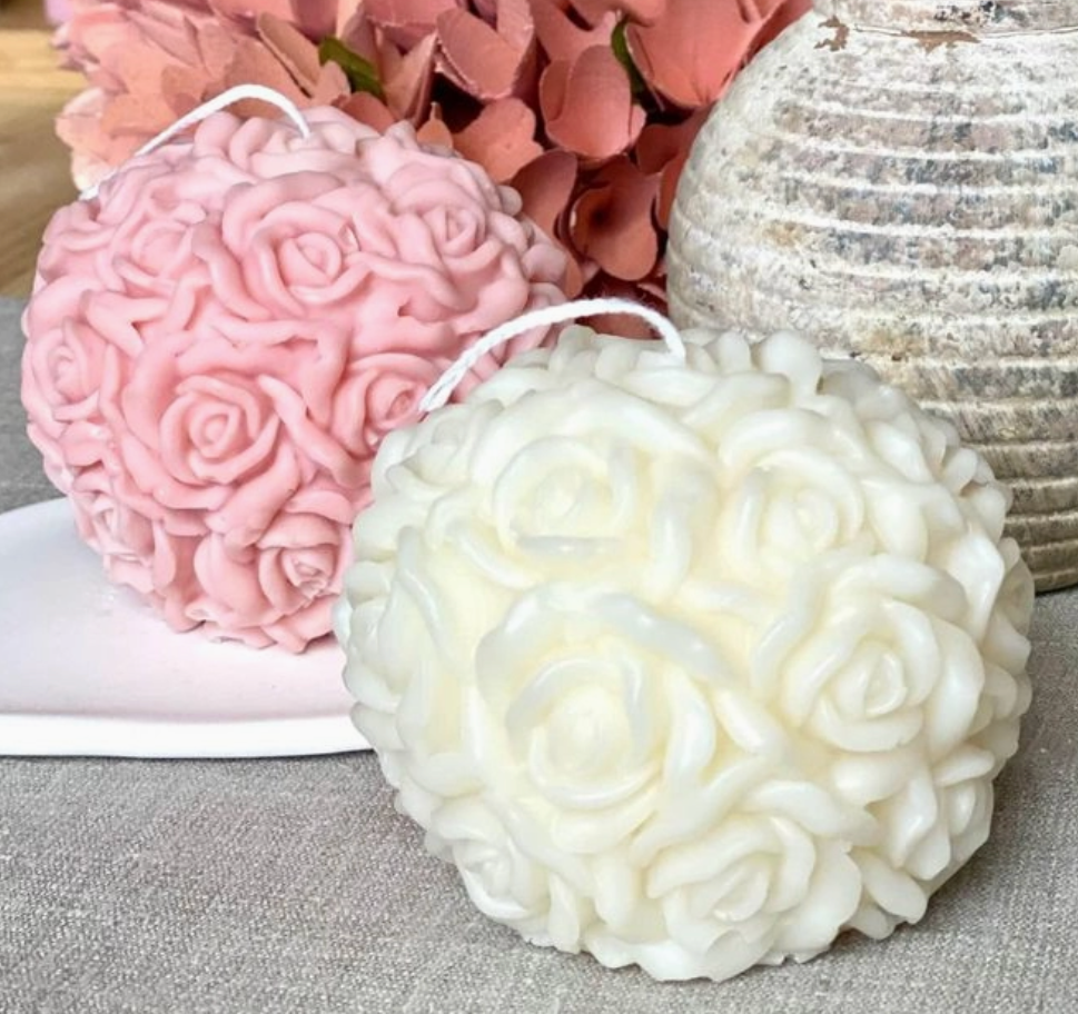 Ivory Rose Blossom Scented Candle